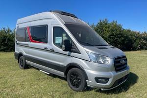 Bürstner Lineo C 590 Active