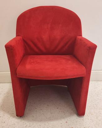 Poltroncina alcantara rosso x arredamento interni