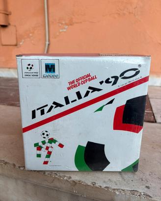 Pallone italia 90