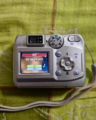 Nikon Coolpix 4100 FUNZIONANTE + cavetto e SD