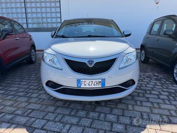 Lancia Ypsilon 1.2 69 CV 5 porte GPL Ecochic Gold