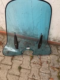 Parabrezza vespa