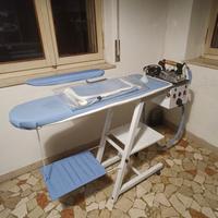 Asse da stiro con ferro della Crest Maximal