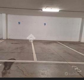 Garage, box o posto auto per piccola utilitaria