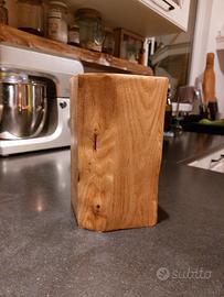 Applique in legno di castagno 