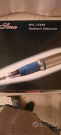 Set per fare manicure e smalto