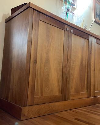 Credenza di noce naz 