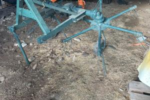 Voltafieno per trattore