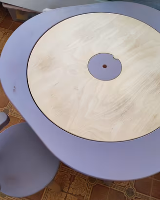 MUTABLE MUKAKO(STOKKE). TAVOLO, SEDIA, DOLLS HOUSE