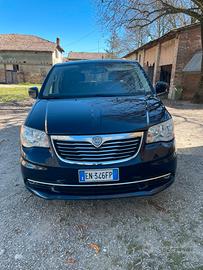 Lancia voyager 7 posti 2012 165.000km 2.8 cc autom