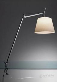 Lampada artemide tolomeo da scrivania
