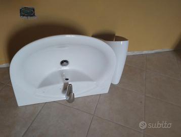 Lavandino con colonna bagno