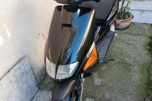 aprilia sr 50 