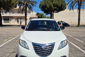 LANCIA YPSILON 0.9 TwinAir - Cambio automatico