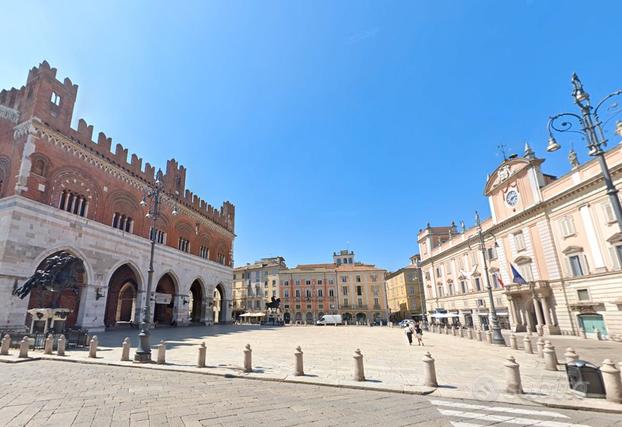 Stanza Singola Arredata - Piacencenza Città