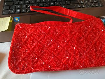 pochette a mano 