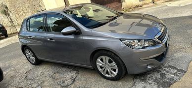Peugeot 308 1600 anno 2014