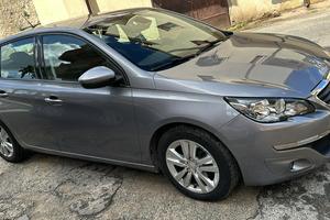 Peugeot 308 1600 anno 2014