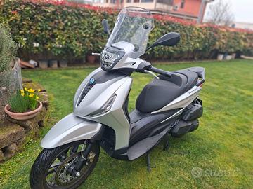 scooter beverly 400 sport