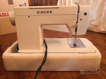 Macchina da cucire singer