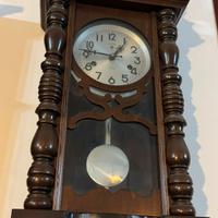 Orologio a pendolo antico da parete