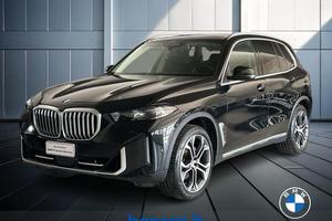 BMW X5 xdrive30d mhev 48V xLine auto