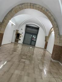 Locale commerciale/uso ufficio