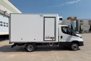 IVECO DAILY ISOTERMICO CASSA CHEREAU CARRIER
