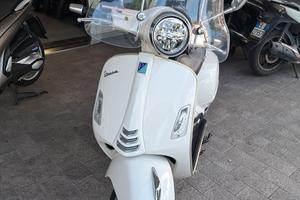 Piaggio Vespa 300 GTS 2019 Permute garanzia finanz