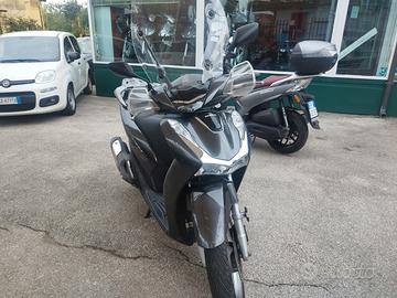 Honda SH 150 senza busta paga iva compresa