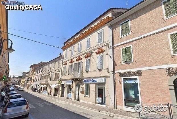 Ufficio al centro di chiaravalle