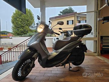 Piaggio Beverly 300 i.e. EURO 4 PASSAGGIO GARANZIA