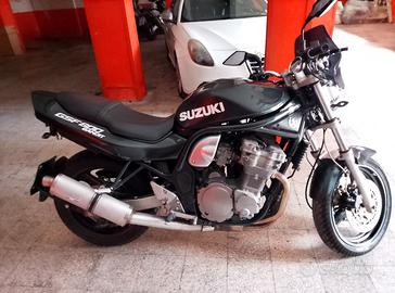 Suzuki bandit 600