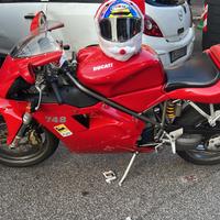 Ducati 748