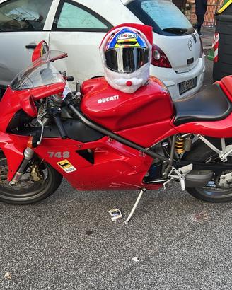 Ducati 748