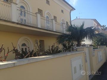 Bilocale centro Vada