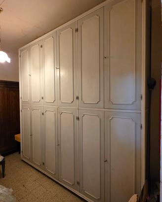 Armadio di falegnameria artigianale 