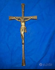 scultura sacra crocefisso