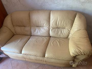 Divano in pelle 3 posti