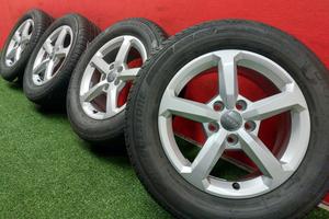 Cerchi Audi Q2 Originali Gomme Estive 215 60 16