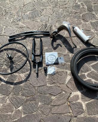 PEZZI GENERALI BICI E SCARICO MOTO