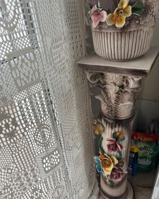 Collona con vaso ceramica dí Bassano