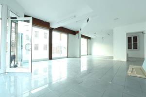 Immobile di 92 m² con 1 locale a Longare