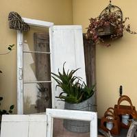 Coppia di finestre vintage