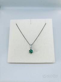 Girocollo oro bianco Smeraldi e Diamanti