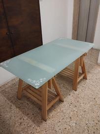 Tavolo in vetro