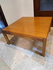 TAVOLO BASSO