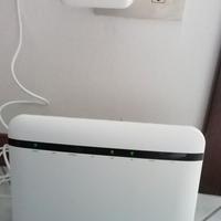 router home&life hub come nuovo, con alimentatore