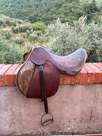 Sella all’inglese