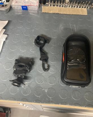 Porta smartphone GIVI da manubrio